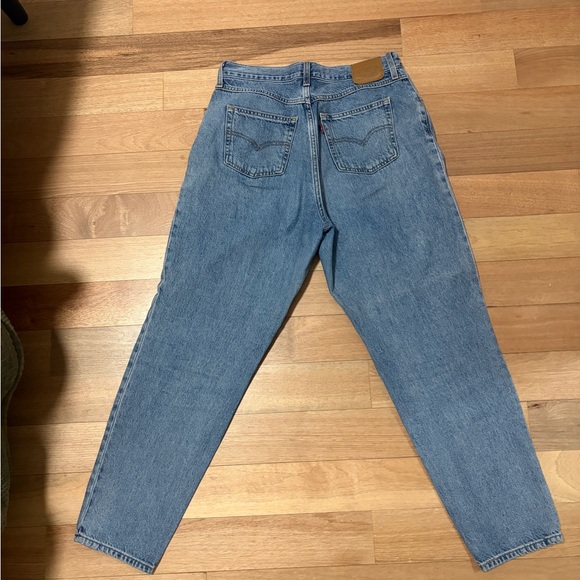 Levi’s 80s Mom Jeans - mid blue wash - Picture 4 of 4
